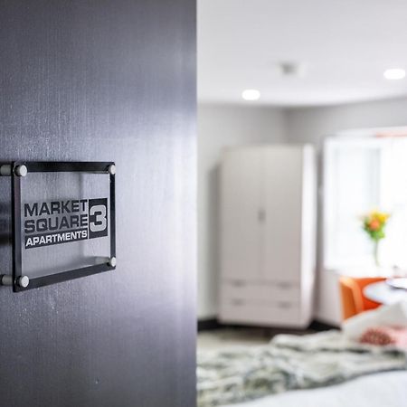 Market Square Apartments Бушмилс Экстерьер фото