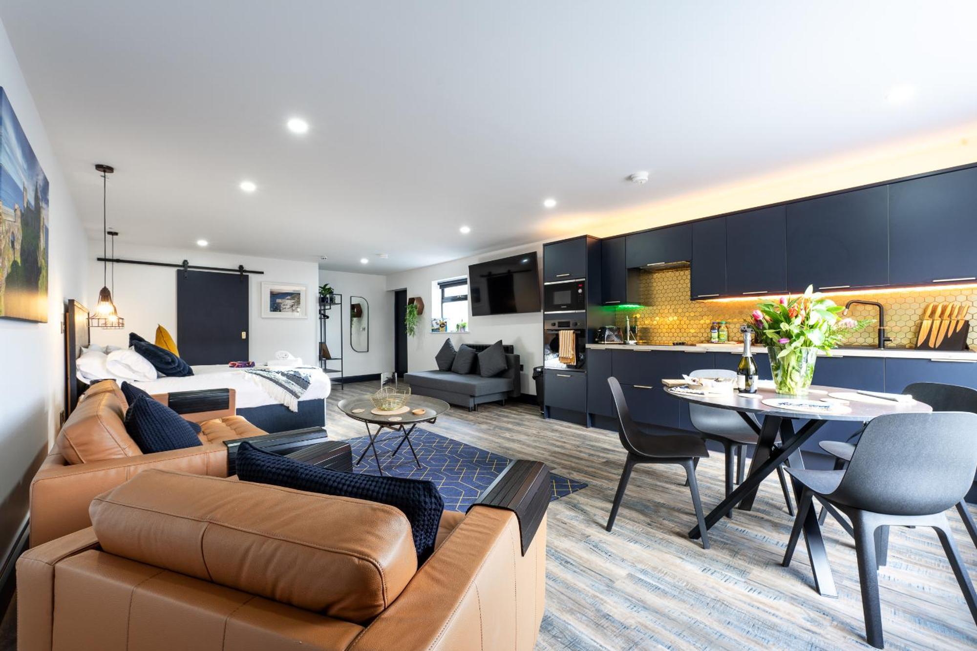 Market Square Apartments Бушмилс Экстерьер фото